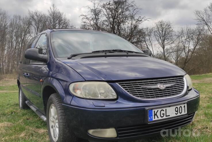 Chrysler Voyager 4 generation Minivan