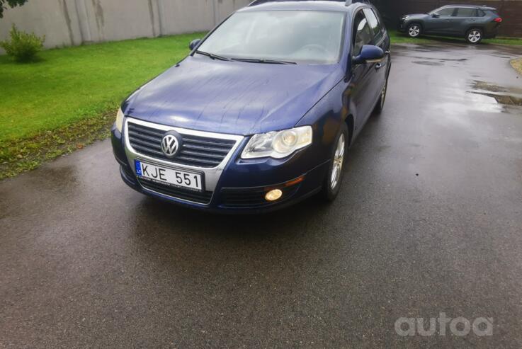 Volkswagen Passat B6 wagon 5-doors