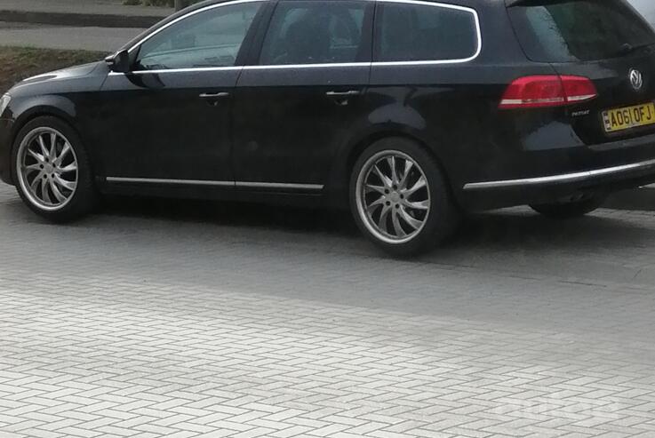 Volkswagen Passat Variant 1 generation wagon (5 doors)