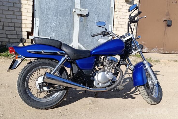 Suzuki Marauder 125