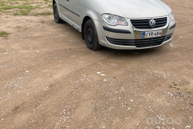 Volkswagen Touran 1 generation [restyling] Minivan 5-doors