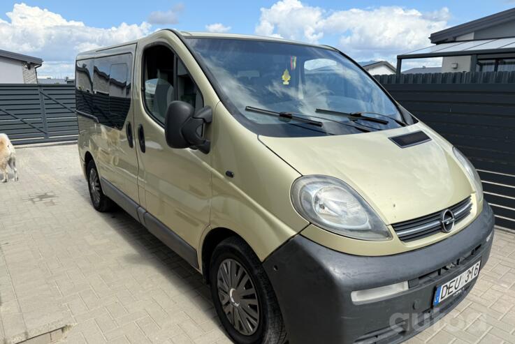 Opel Vivaro A Minivan