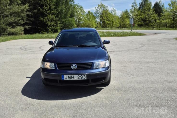 Volkswagen Passat B5 Sedan 4-doors