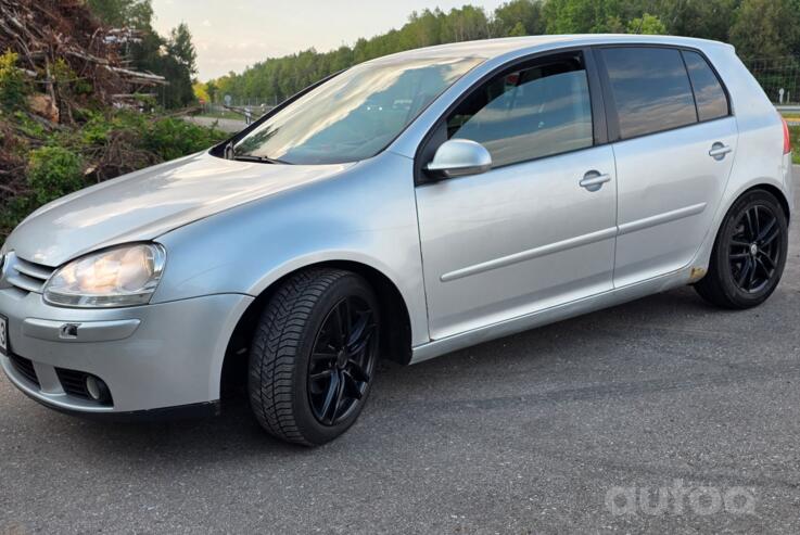 Volkswagen Golf 5 generation Hatchback 5-doors