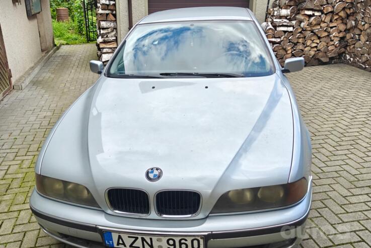BMW 5 Series E39 Sedan 4-doors