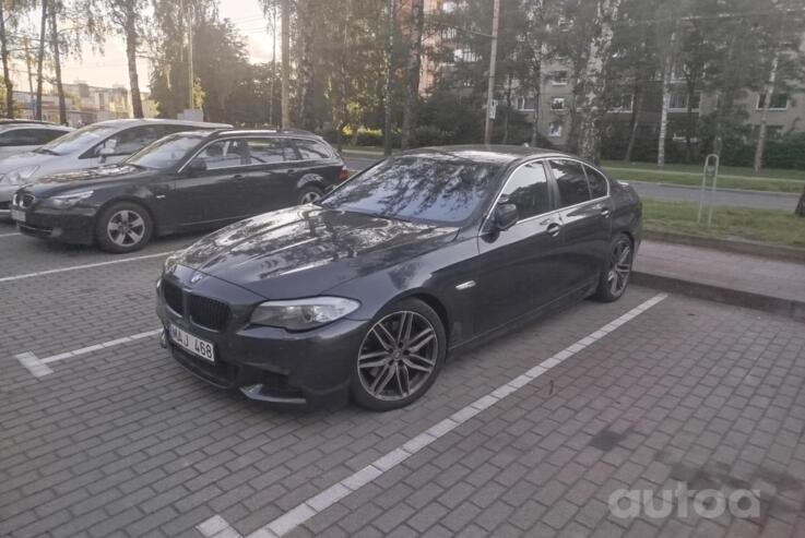 BMW 5 Series F07/F10/F11 Sedan
