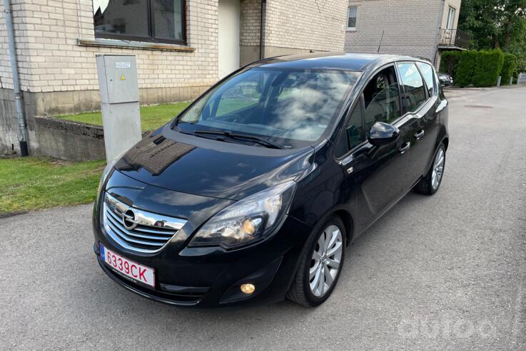 Opel Meriva 2 generation Minivan