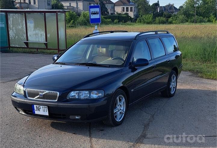 Volvo V70 2 generation R wagon 5-doors