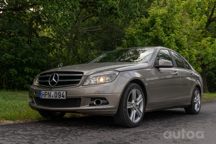 Mercedes-Benz C-Class W204/S204 Sedan 4-doors
