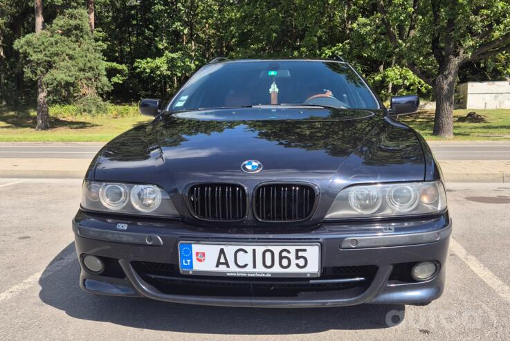 BMW 5 Series E39 Touring wagon