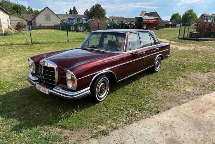 Mercedes-Benz W108 1 generation