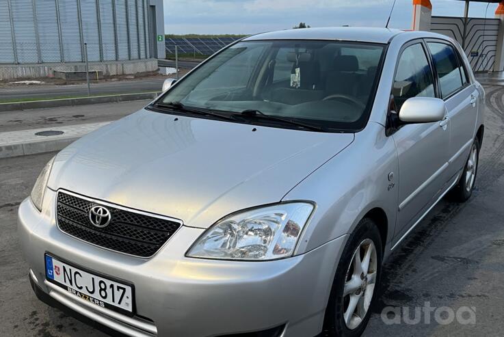 Toyota Corolla E120 Hatchback 5-doors