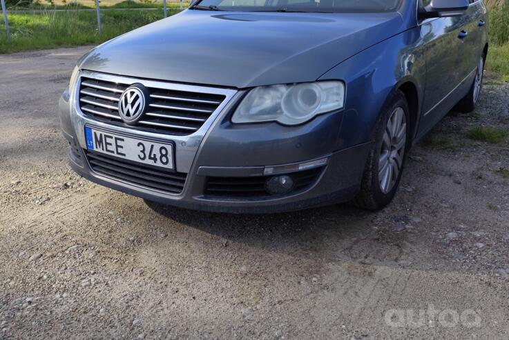 Volkswagen Passat B6 wagon 5-doors