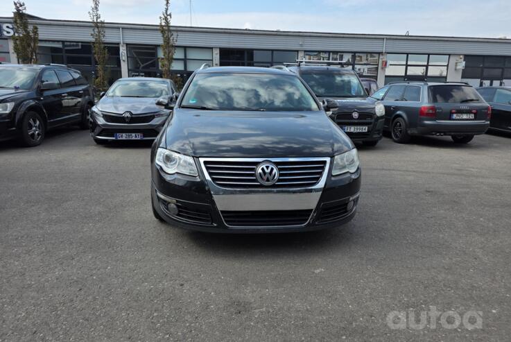 Volkswagen Passat B6 wagon 5-doors