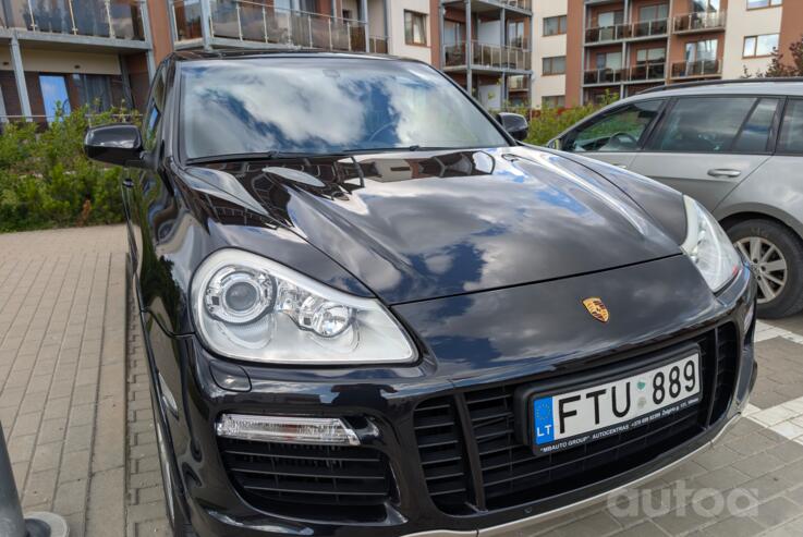 Porsche Cayenne 957 [restyling] Turbo/Turbo S/GTS crossover 5-doors