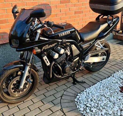 Yamaha FZS 600 Fazer