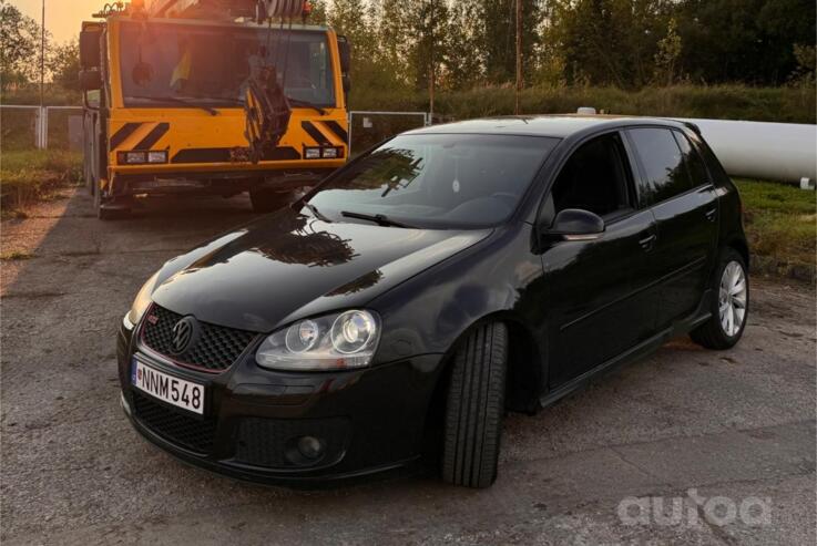 Volkswagen Golf GTI 5 generation
