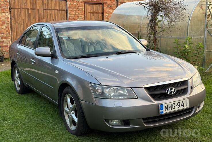 Hyundai Sonata NF Sedan