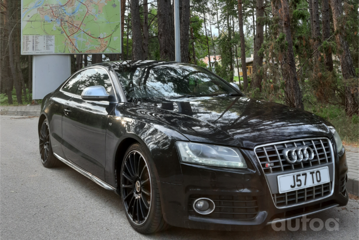 Audi S5 8T Coupe