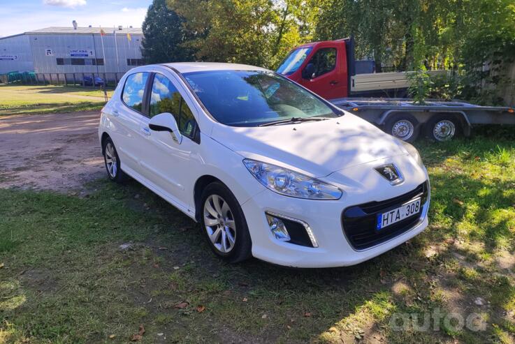 Peugeot 308 T7 [restyling] Hatchback