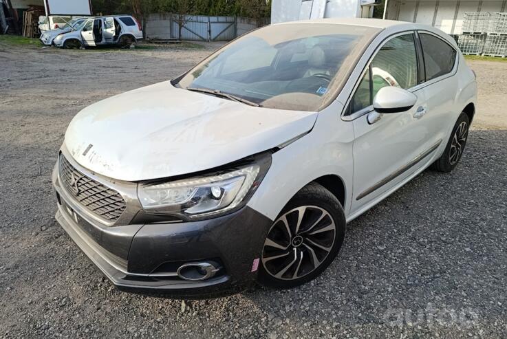 Citroen DS4 1 generation Hatchback