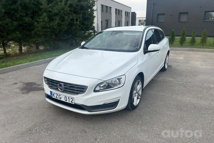Volvo V60 1 generation [restyling] wagon 5-doors