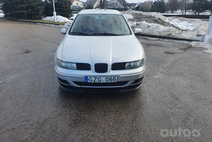 SEAT Leon 1 generation Hatchback