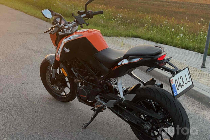 KTM Duke