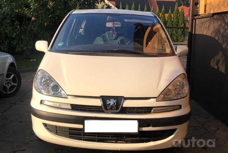 Peugeot 807 1 generation Minivan