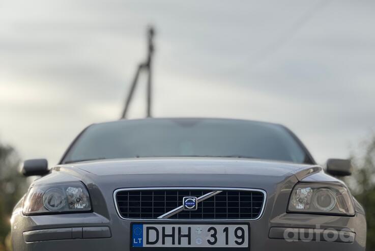 Volvo S40 2 generation Sedan