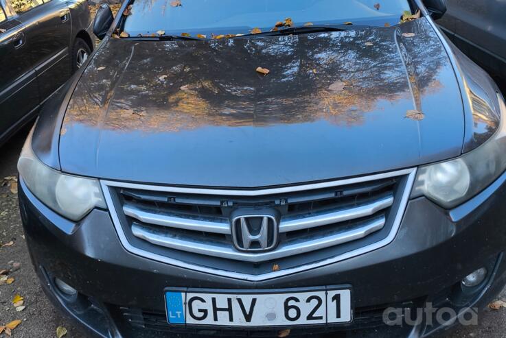 Honda Accord 8 generation Tourer wagon