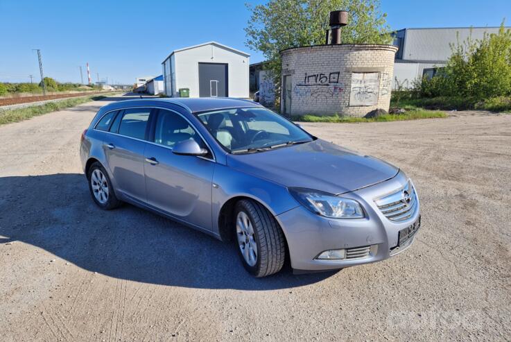 Opel Insignia A Sports Tourer wagon 5-doors
