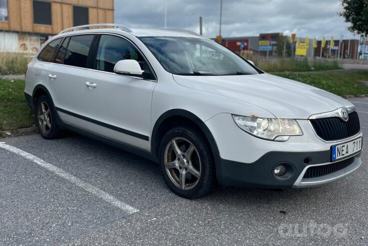Skoda Superb 2 generation [restyling] Combi wagon