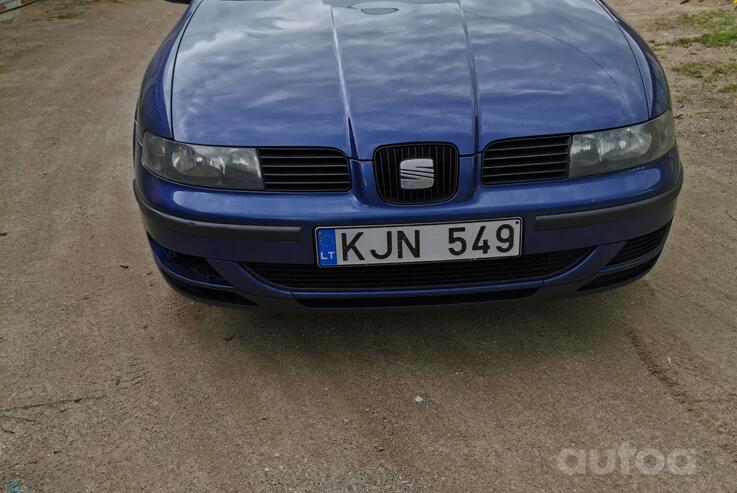 SEAT Leon 1 generation Hatchback