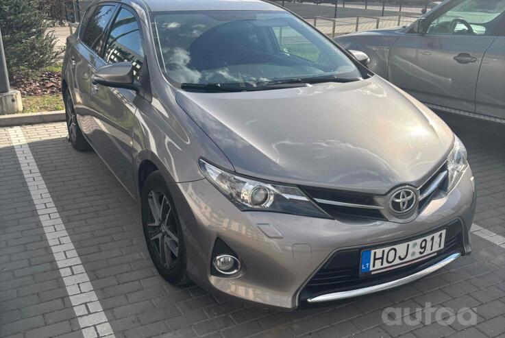 Toyota Auris