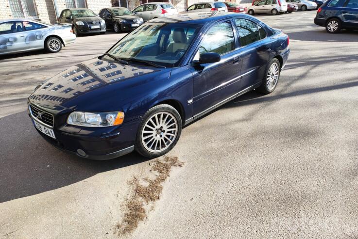 Volvo S60 1 generation [restyling] Sedan