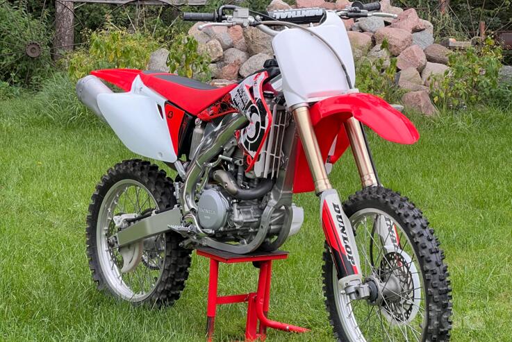 Honda CRF