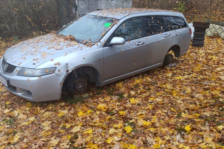 Honda Accord 7 generation wagon
