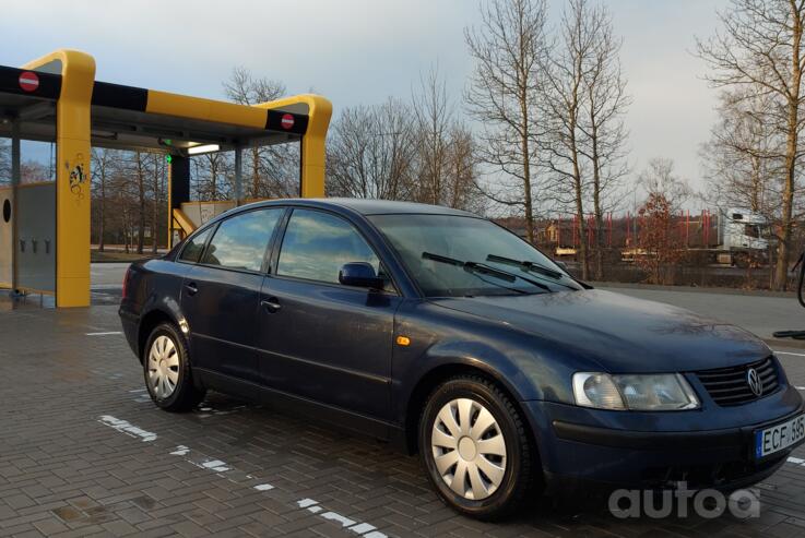 Volkswagen Passat B5 Sedan 4-doors