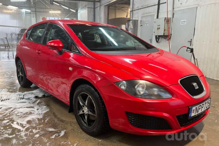 SEAT Leon 2 generation [restyling] Cupra hatchback 5-doors