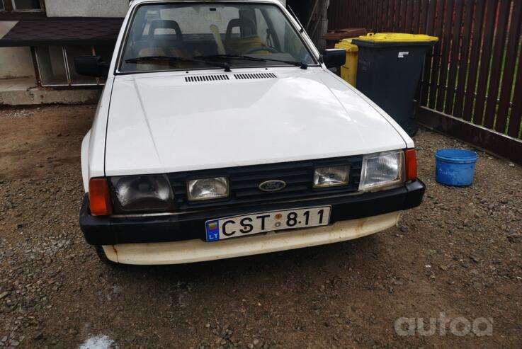 Ford Escort 3 generation RS hatchback 3-doors