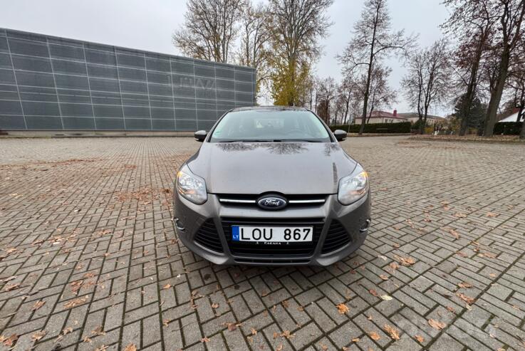 Ford Focus 3 generation wagon 5-doors