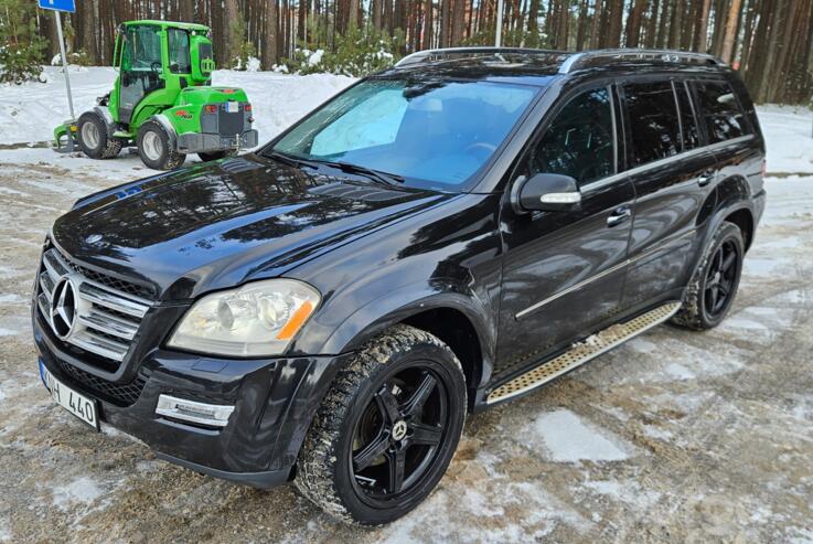 Mercedes-Benz GL-Class X164 SUV
