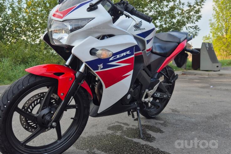 Honda CBR