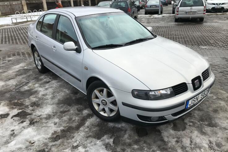 SEAT Toledo 2 generation Sedan