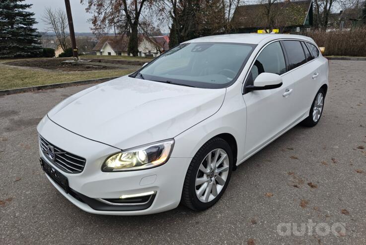 Volvo V60 1 generation [restyling] wagon 5-doors