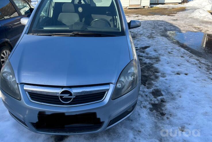 Opel Zafira B Minivan 5-doors