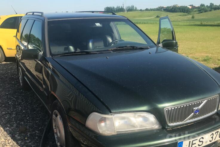 Volvo V70 1 generation wagon