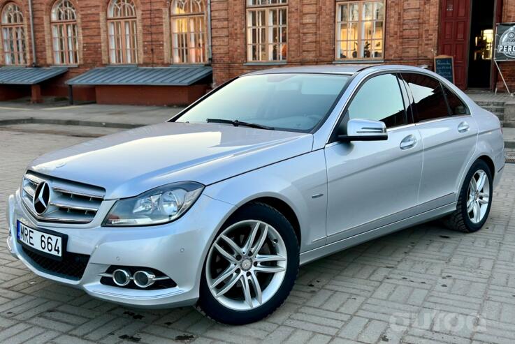 Mercedes-Benz C-Class W204/S204/C204 [restyling] Sedan 4-doors