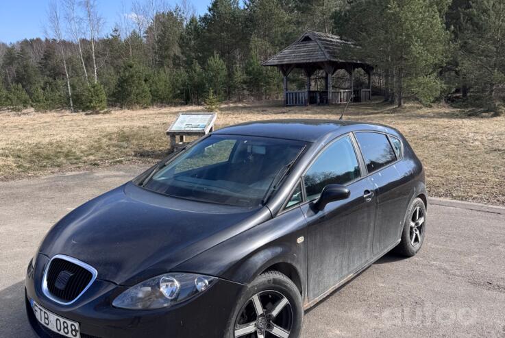 SEAT Leon 2 generation Hatchback 5-doors